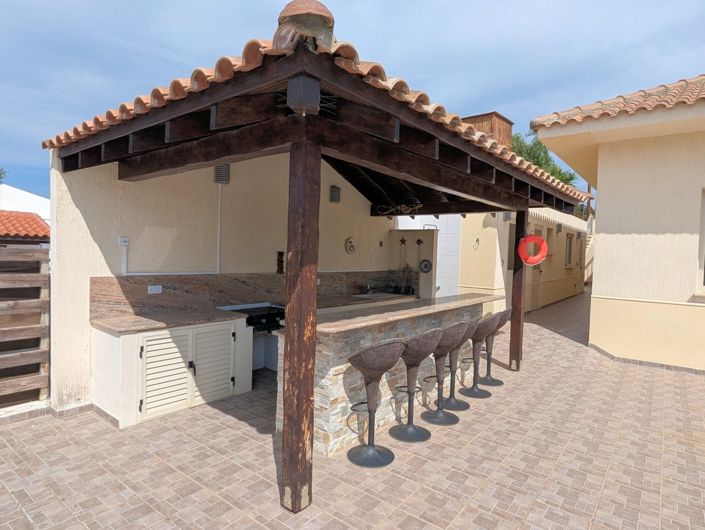 Image No.53-4 Bed Property for sale