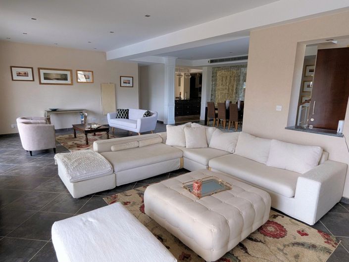 Image No.8-4 Bed Property for sale