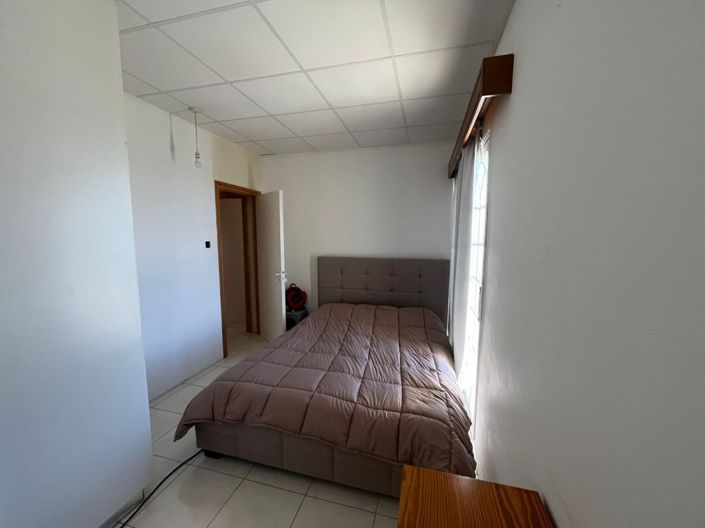 Image No.13-8 Bed Property for sale