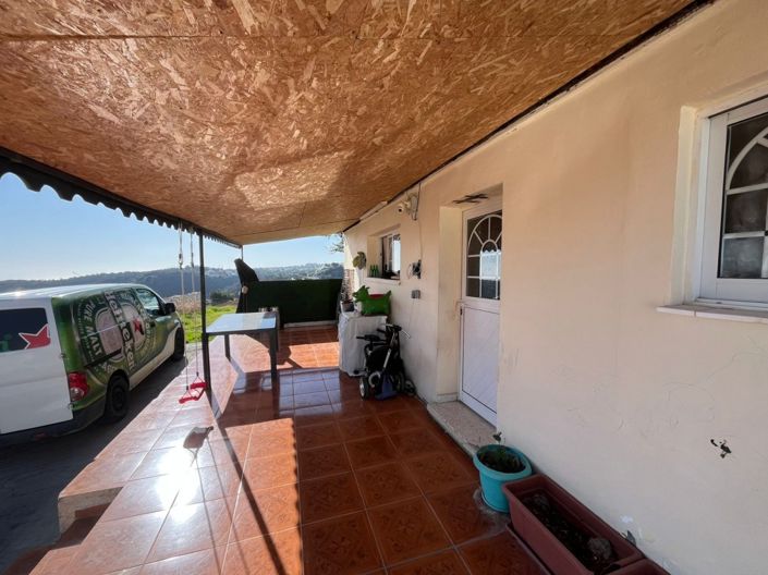 Image No.20-8 Bed Property for sale