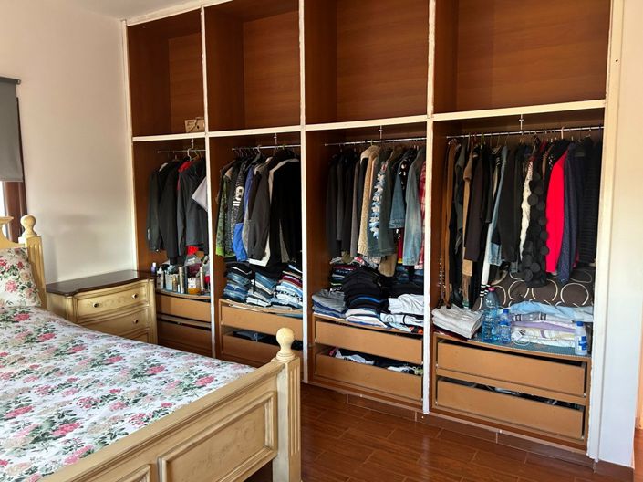 Image No.20-4 Bed Property for sale