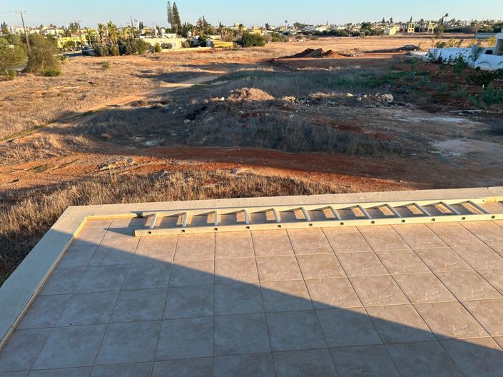 Image No.24-4 Bed Property for sale