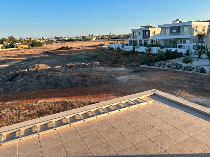 Image No.25-4 Bed Property for sale