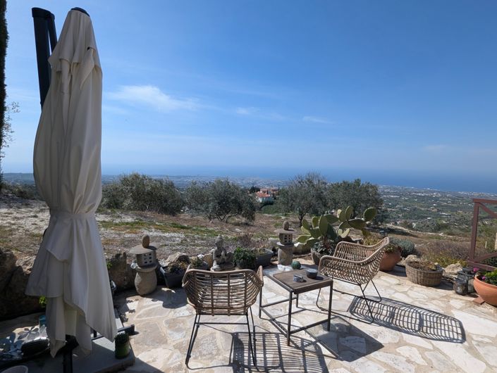 Image No.16-2 Bed Property for sale