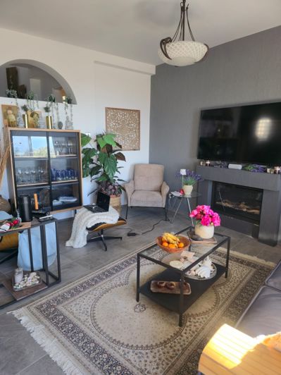 Image No.2-2 Bed Property for sale