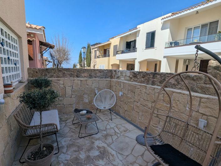 Image No.33-2 Bed Property for sale