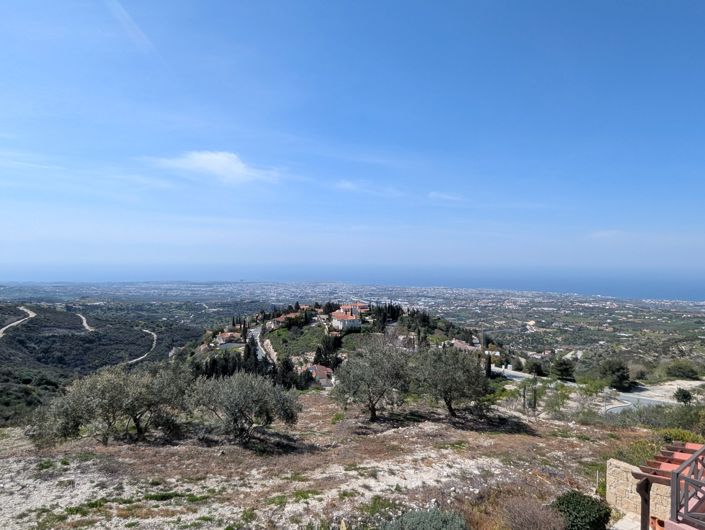 Image No.7-2 Bed Property for sale