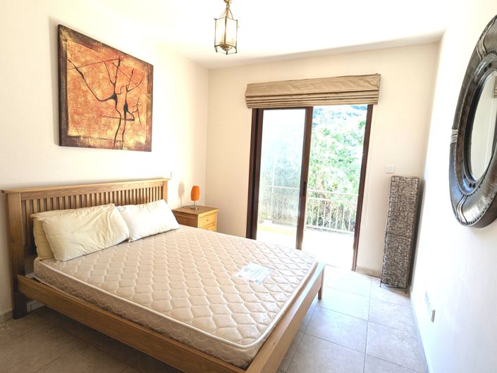 Image No.12-1 Bed Property for sale