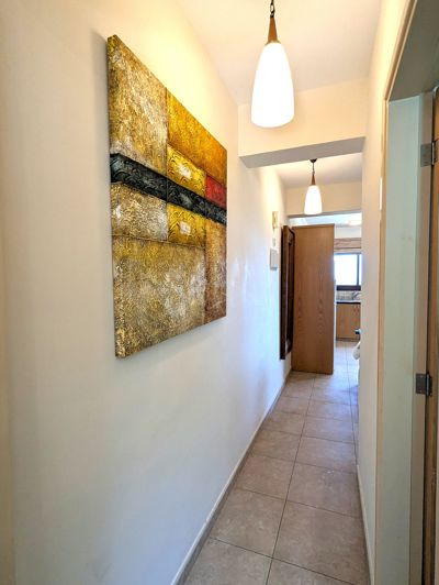 Image No.13-1 Bed Property for sale