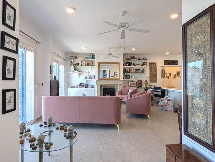 Image No.26-3 Bed Property for sale