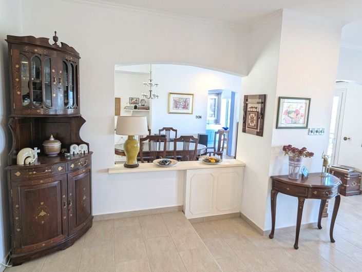 Image No.29-3 Bed Property for sale