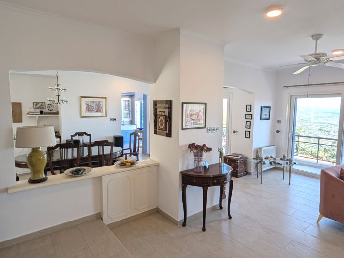 Image No.30-3 Bed Property for sale