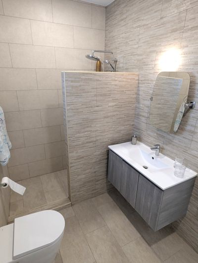 Image No.52-3 Bed Property for sale