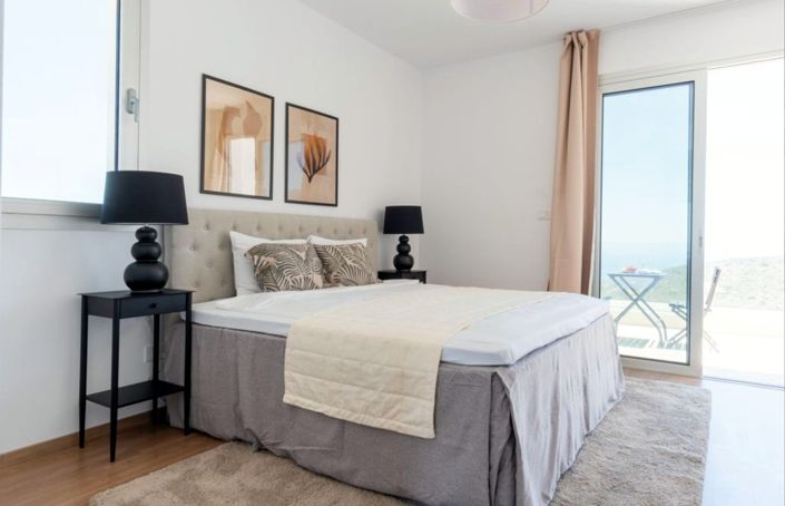 Image No.16-3 Bed Property for sale