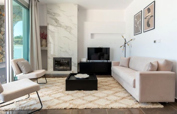 Image No.3-2 Bed Property for sale