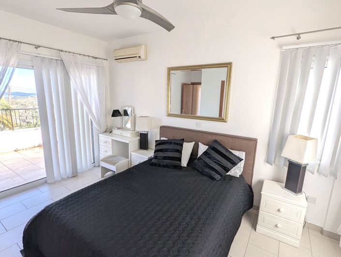 Image No.14-4 Bed Property for sale