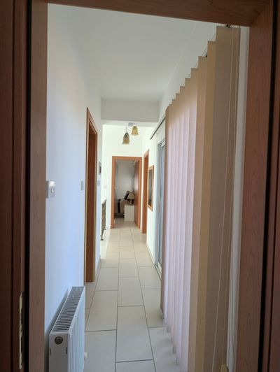 Image No.20-4 Bed Property for sale