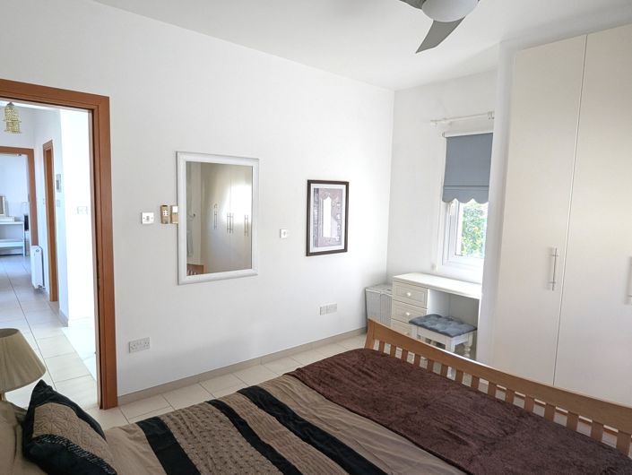 Image No.30-4 Bed Property for sale