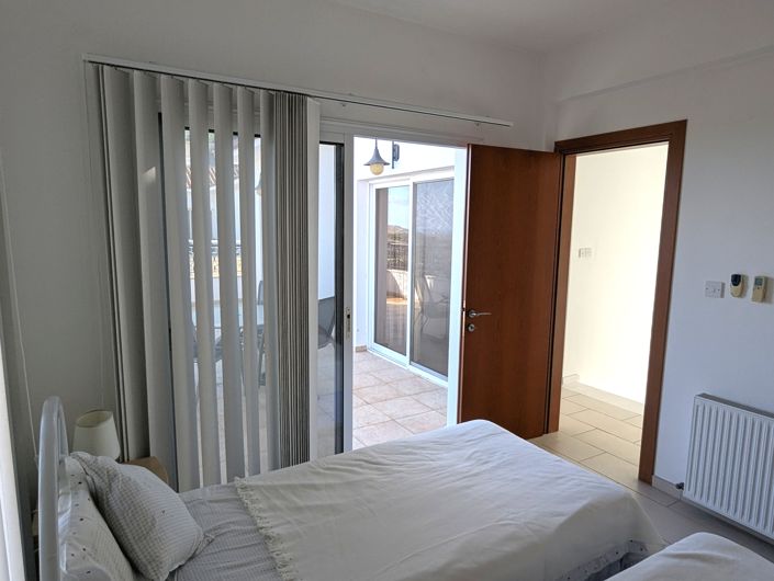 Image No.35-4 Bed Property for sale