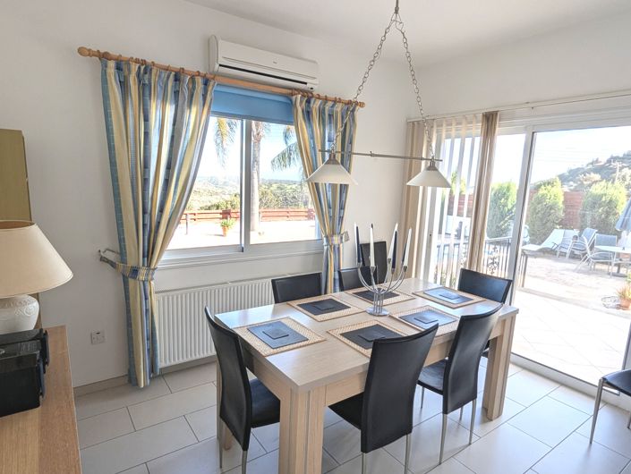 Image No.46-4 Bed Property for sale