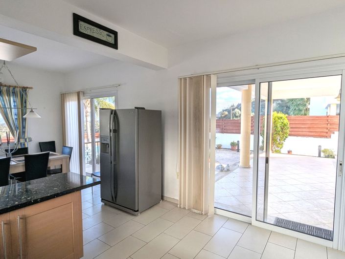 Image No.50-4 Bed Property for sale