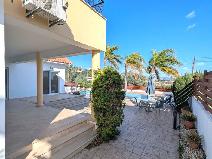 Image No.6-4 Bed Property for sale