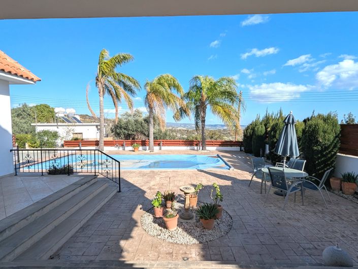 Image No.8-4 Bed Property for sale