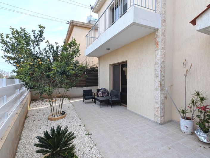 Image No.3-Propriété de 3 chambres à vendre à Kato Polemidia