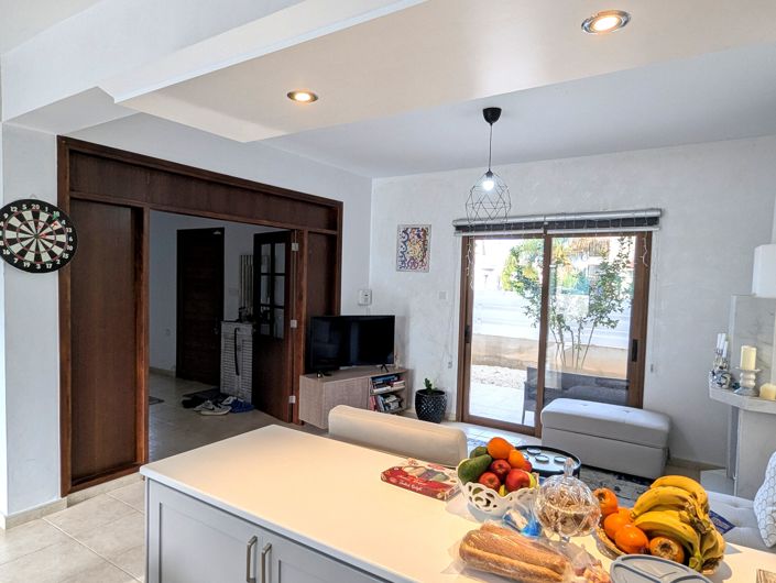 Image No.9-Propriété de 3 chambres à vendre à Kato Polemidia