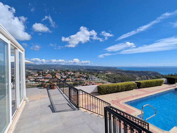 Image No.11-4 Bed Property for sale