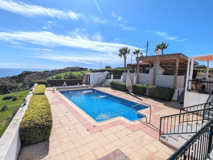 Image No.17-4 Bed Property for sale