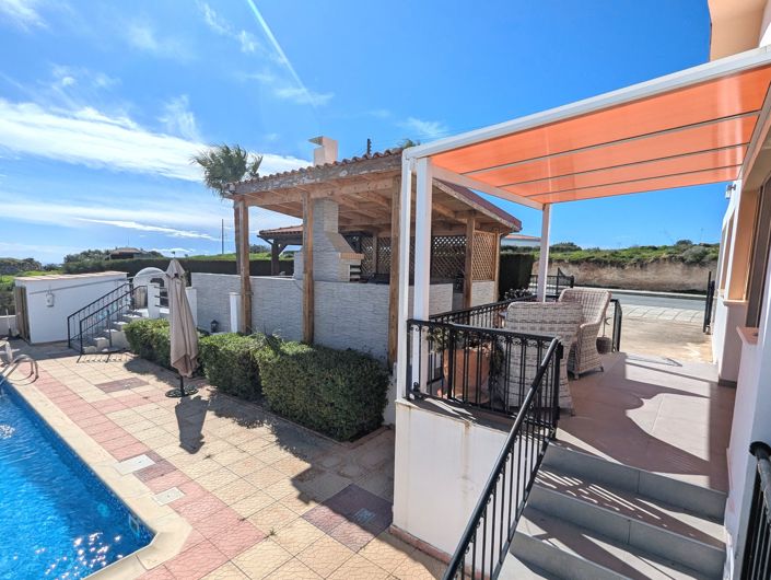 Image No.23-4 Bed Property for sale