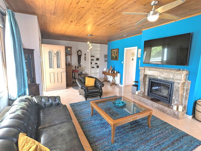 Image No.23-4 Bed Property for sale
