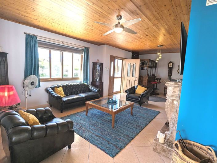 Image No.24-4 Bed Property for sale