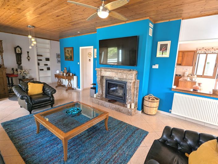 Image No.25-4 Bed Property for sale
