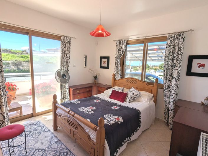Image No.50-4 Bed Property for sale