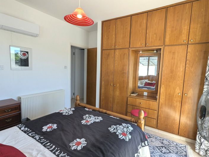 Image No.53-4 Bed Property for sale