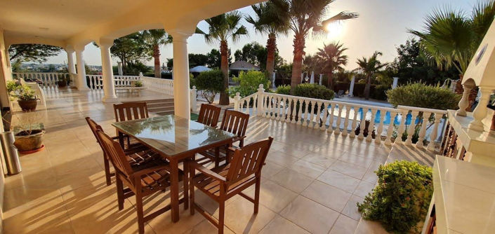 Image No.51-8 Bed Property for sale