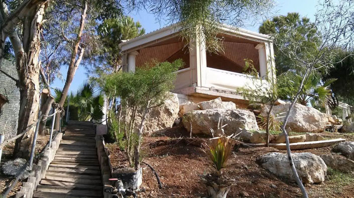 Image No.54-8 Bed Property for sale