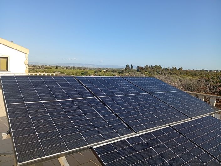 Image No.10-3 Bed Property for sale