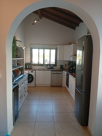 Image No.15-3 Bed Property for sale