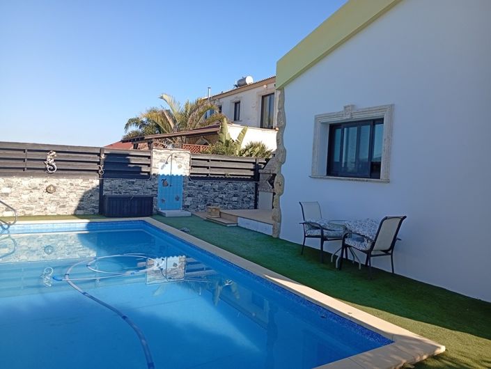 Image No.4-3 Bed Property for sale