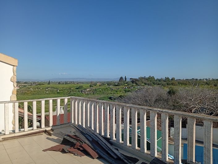 Image No.8-3 Bed Property for sale