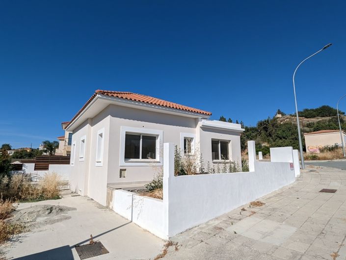 Image No.2-3 Bed Property for sale