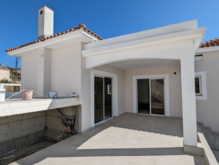 Image No.8-3 Bed Property for sale