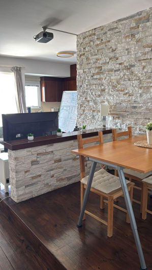 Image No.9-2 Bed Property for sale