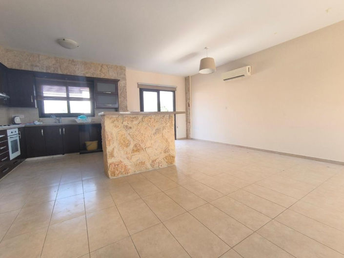 Image No.10-Propriété de 3 chambres à vendre à Pylas