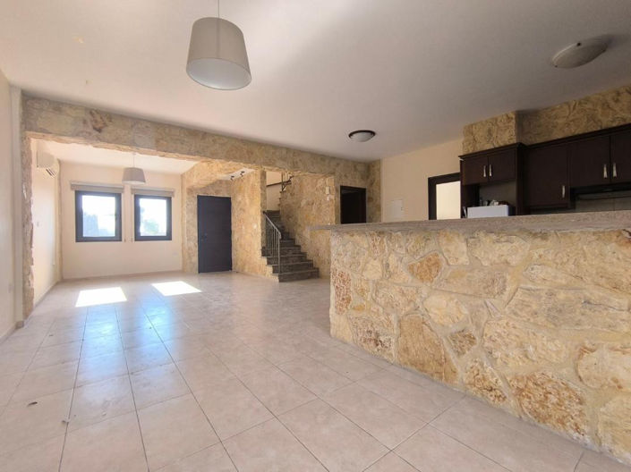 Image No.6-Propriété de 3 chambres à vendre à Pylas