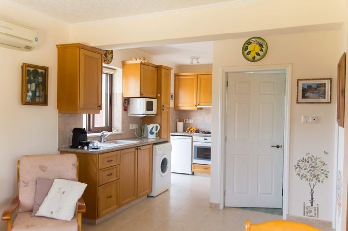 Image No.10-4 Bed Property for sale