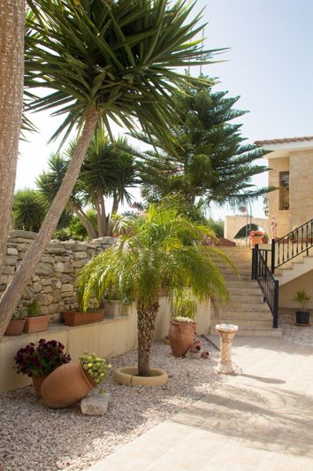 Image No.18-4 Bed Property for sale